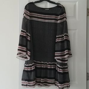 MAX STUDIO Ruffle Bell Sleeve Dress